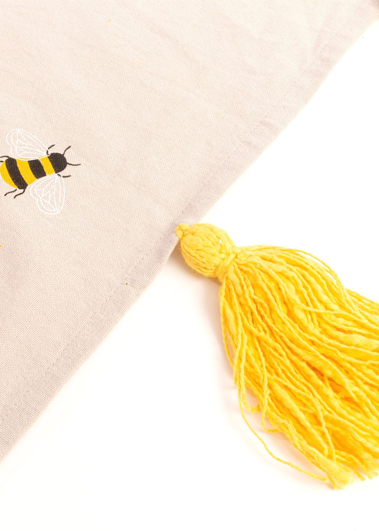 Sass and Belle Bee Print Blanket Throw