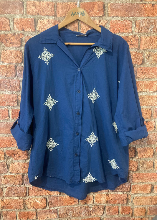 Sands - Cotton Shirt with Gold Embroidery / Navy