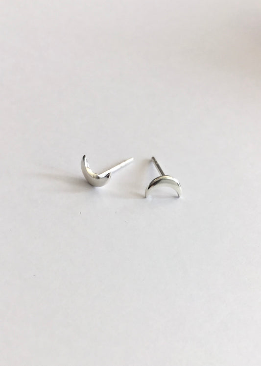 Sands Silver Collection - Pretty Moon Studs