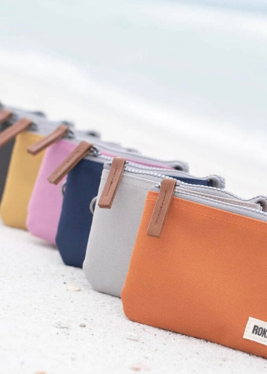 ROKA - Sustainable Carnaby Wallet Small (16 Colours)